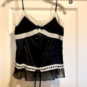 Bebe silk top size Small